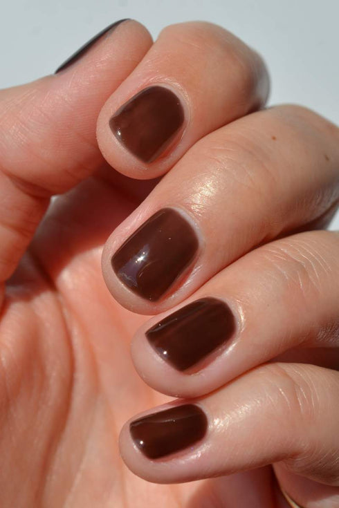UMBER JELLY NAIL POLISH